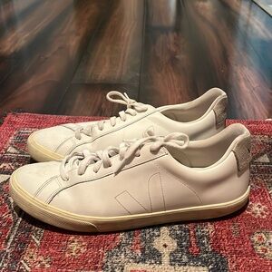 Veja Esplar Sneakers